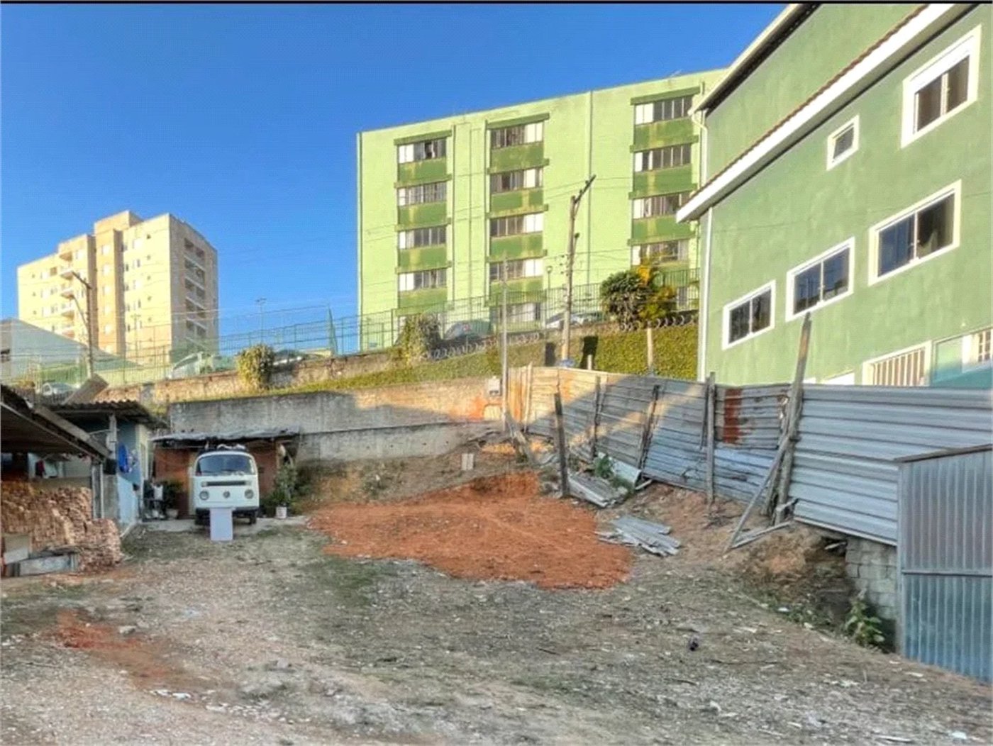 TERRENO DE 500 M² COM 20 METROS DE FRENTE PARA LOCAÇÃO )R$ 6.000,00) OU VENDA NO MANDAQUI