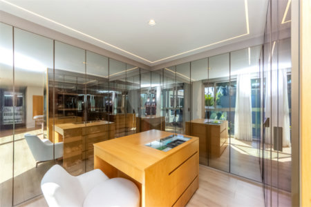 Casa à venda com 3 suítes no condomínio Lazuli, São Paulo - SP