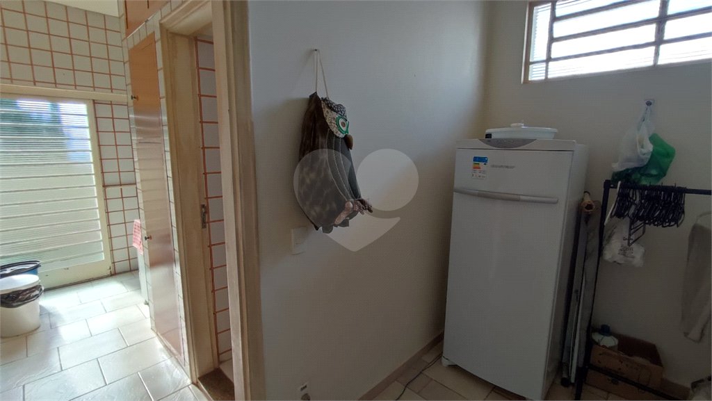 Casa à Venda de 3 dormitórios em São Carlos, no bairro Parque Santa Marta