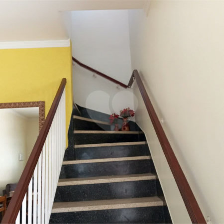 Terreno á venda com 2 casas na Vila Rosália, Guarulhos, SP.