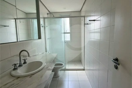 Apartamento à venda com 3 suítes em Vila Mariana, São Paulo, SP