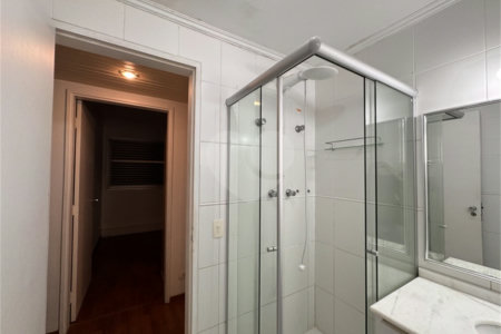 Apartamento Moema – 3 Dormitórios - Ar Condicionado - 80 mts², 2 Vagas