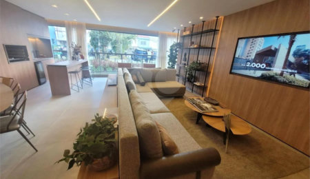 Apartamento à venda com 4 quartos, sendo 2 suítes,  em Mooca, São Paulo, SP