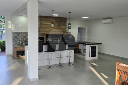 Casa à venda com 7 quartos, sendo 5 suítes, em Residencial Jardim Primavera, Louveira, SP