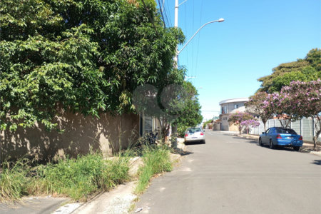 Casa Sobrado Residencial e Comercial no Maria Stella Fagá