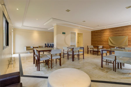 Apartamento para alugar com 3 quartos, sendo 1 suíte, em Chácara Santo Antônio, São Paulo, SP