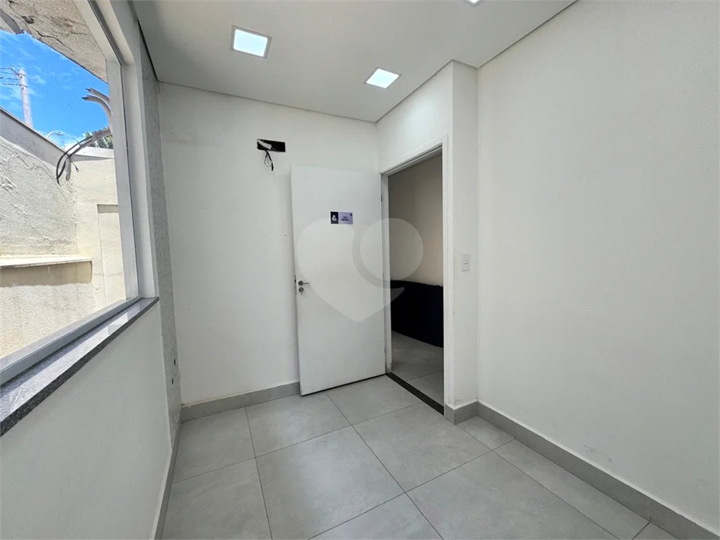 Imóvel Comercial para Venda e Locação no bairro Alto.