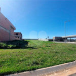 Indaiatuba - Loteamento no Jardim Park Meraki - Excelente oportunidade! Lote espaçoso de 342,12m² disponível por apenas R$ 577.945,00 - Localizado em uma região privilegiada, com IPTU - R$ 300,23 e condomínio - R$ 862,83 - Além disso, sua localização é extremamente conveniente, a apenas 2 minutos