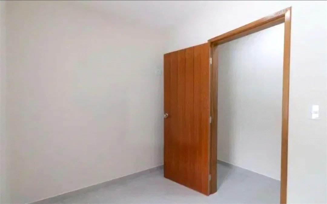 Casa à venda com 3 quartos, sendo 1 suíte, em Jardim Peri Peri, São Paulo - SP