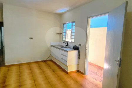 Casa Térrea para Venda – Bairro Vila Avaí, Indaiatuba - com 02 quartos- 01 banheiro-sala -cozinha-quintal e garagem 0 1carro