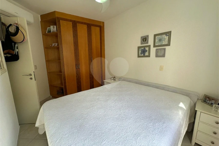 Apartamento à venda com 3 quartos, sendo 1 suíte, em Riviera de São Lourenço, Bertioga, SP