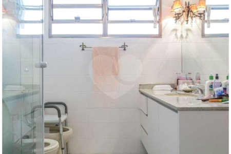 Apartamento com 3 quartos (1 suíte) à venda no Jardim Paulista