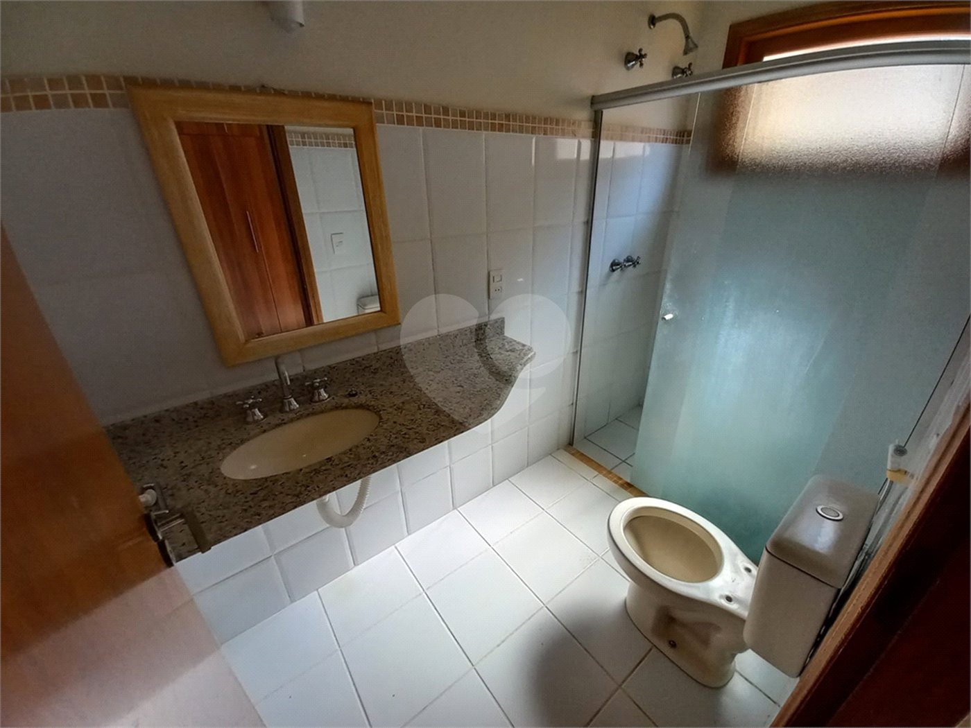 Casa Térrea no Condomínio Damha I,