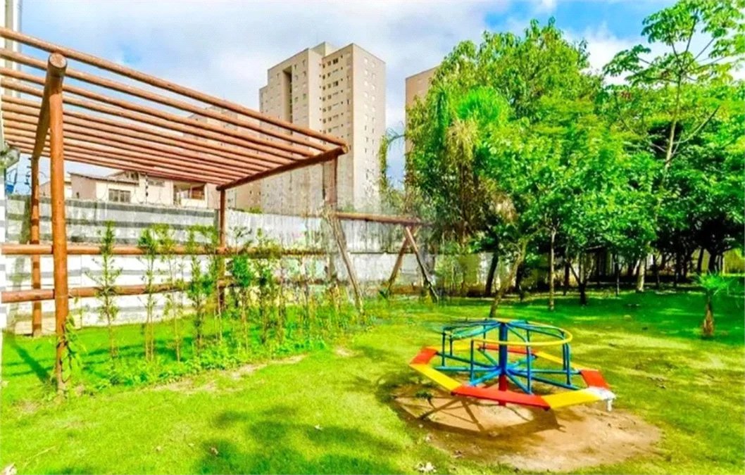 Apartamento à venda no Taboão, em Guarulhos, com 51 m² com 2 dormitórios e 1 vaga de garagem
