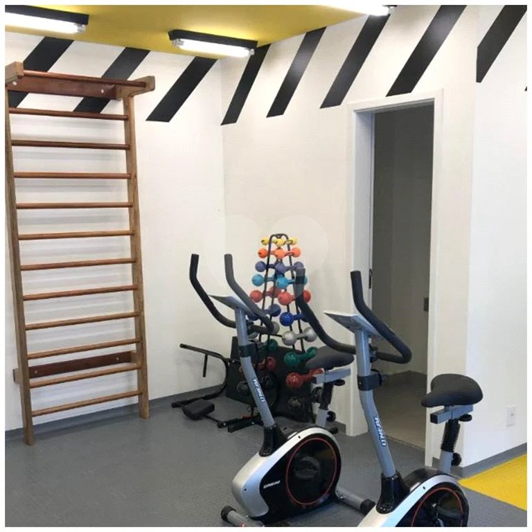 Apartamento à venda na Frei Caneca, 28 m², 1 quarto