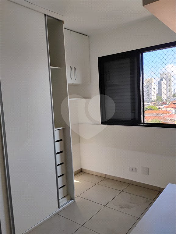 Vende-se apartamento na Vila Mascote
