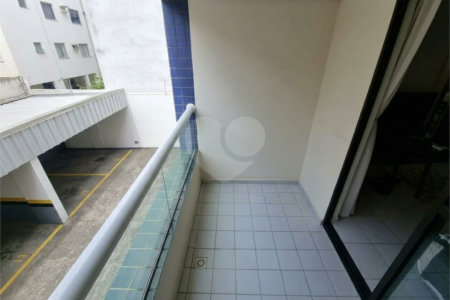 Apartamento 2 quartos, sacada e vaga em Santa Cecília
