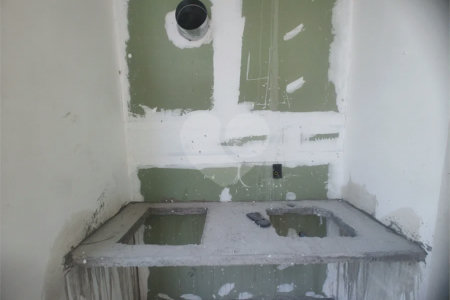Apartamento 2 dormitórios (1 suíte) com vaga garagem, excelente localização, programa MCMV