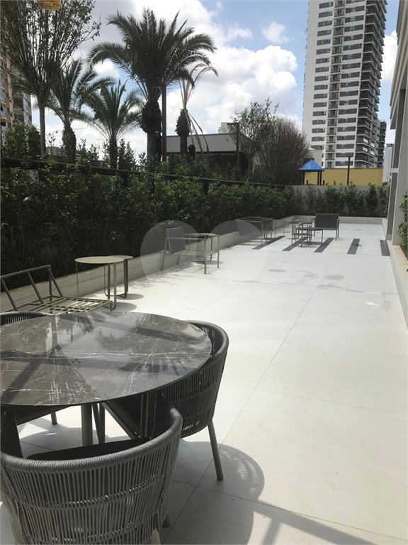 Magnífico apartamento novo (no contra-piso) à venda na Chácara Klabin com 144 m² e 3 suítes.