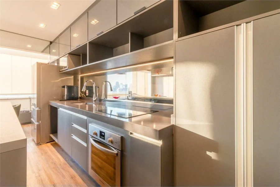 LOFT DUPLEX DE CINEMA. VENHA FAZER UMA VISITA.