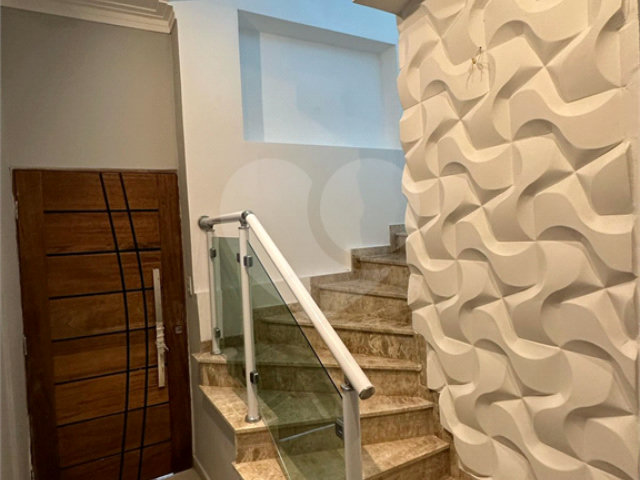 Sobrado à venda com 3 quartos, sendo 1 suíte,  em Vila Pirituba, São Paulo, SP