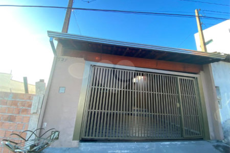 Casa para venda localizada no Jardim Medeiros