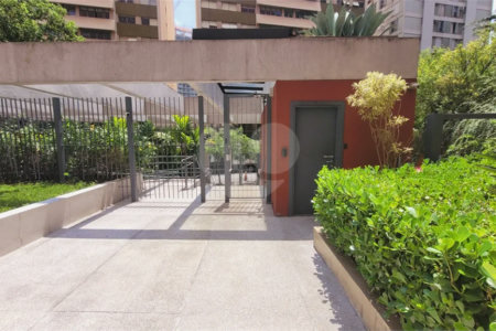Apartamento sofisticado em localização privilegiada no Itaim Bibi – próximo ao Parque do Povo e Shopping JK Iguiatemi