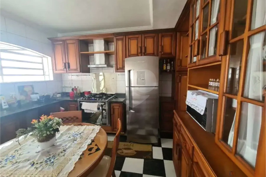 Sobrado com 4 Quartos e 4 banheiros à Venda -337 m² por R$ 850.,000 -- Jardim Vivan,-Jaraguá, São Paulo - SP