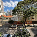 Apartamento aconchegante com terraço e sacada