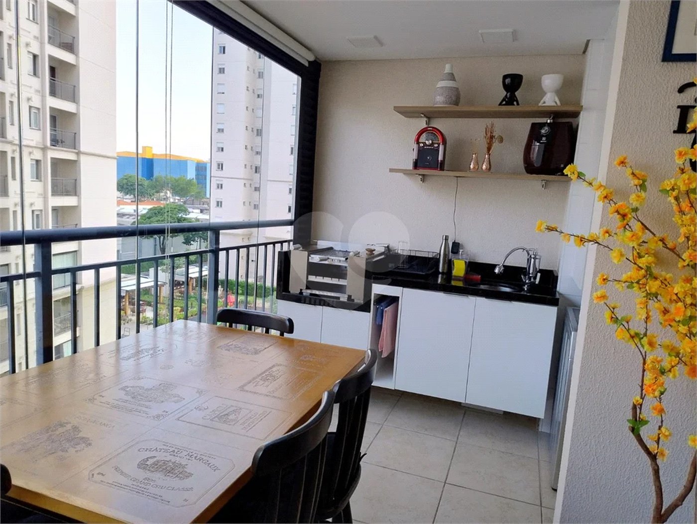 CAMBUCI - APARTAMENTO PARCIALMENTE MOBILIADO !