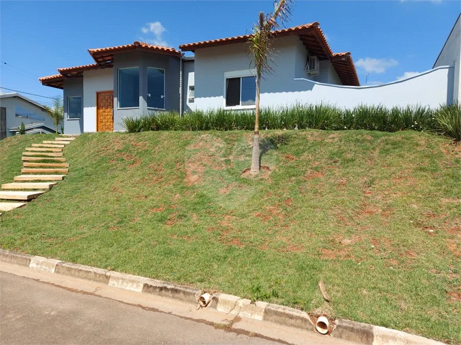Casa de Alto Padrão no Residencial dos Lagos em Itupeva SP