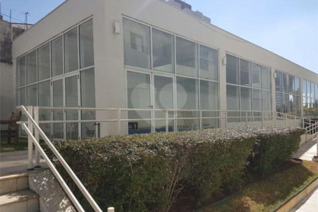 Apartamento Condominio Clube em Pinheiros com 90 m² Útil com 3 dormitórios sendo 1 suíte com 1 Vagas