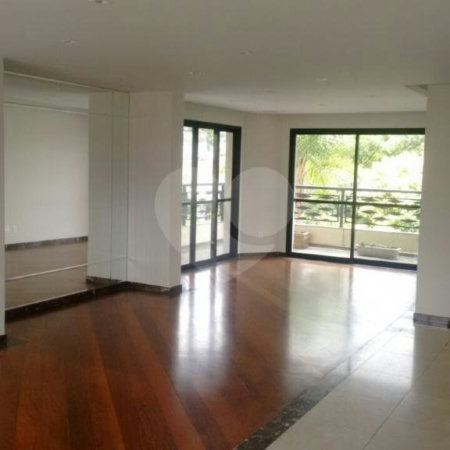 Excelente Apto à venda na Saúde c/240 m2 - 3 Suites/4 Vagas