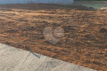 Terreno com 250,00 m² de área total, na Vila Carmem .