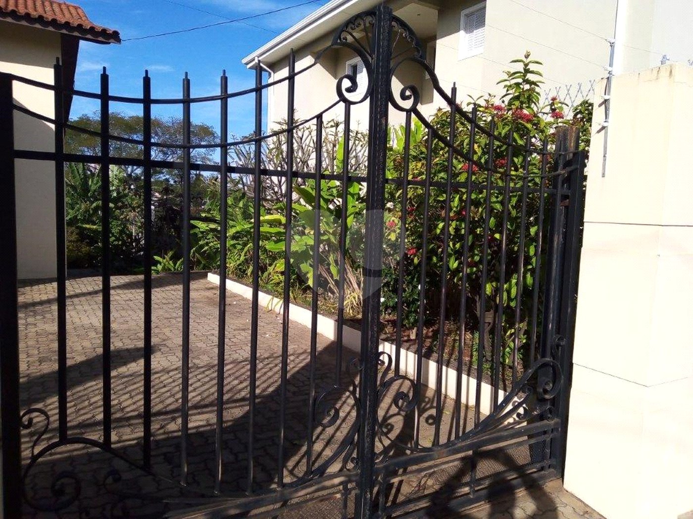 Imóvel Comercial/Residencial á venda na vila costa sol