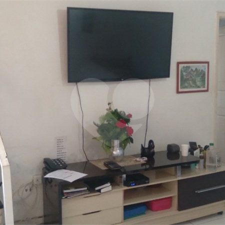 Casa com 272m² de área construída , 2 dormitórios , 1 vaga , à venda no Jabaquara.
