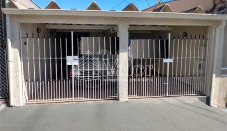 Casa à venda com 2 quartos em Jardim Cruzeiro do Sul, São Carlos, SP