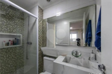 Apartamento com 68m², 2 dormitórios, 1 suíte, 1 vaga, à venda na Vila Ema.