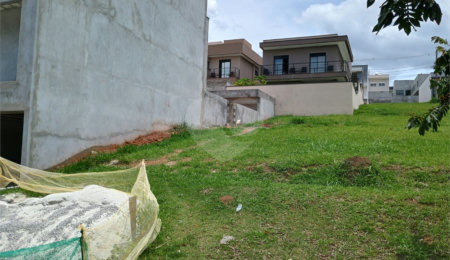 Terreno à venda no condomínio Veneza, Mogi das Cruzes - SP