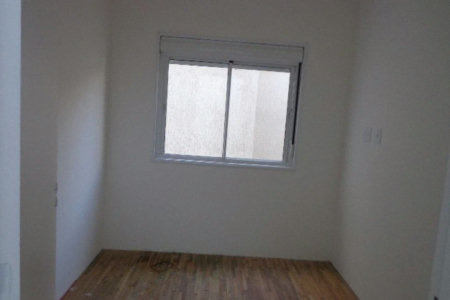 Casa à venda com 3 quartos, sendo 1 suíte, no condomínio Professor Teot?nio Monteiro de Barros Filho, São Paulo - SP