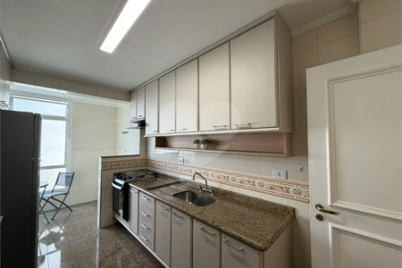 Apartamento com 3 quartos á venda no Campo Belo, São Paulo - SP