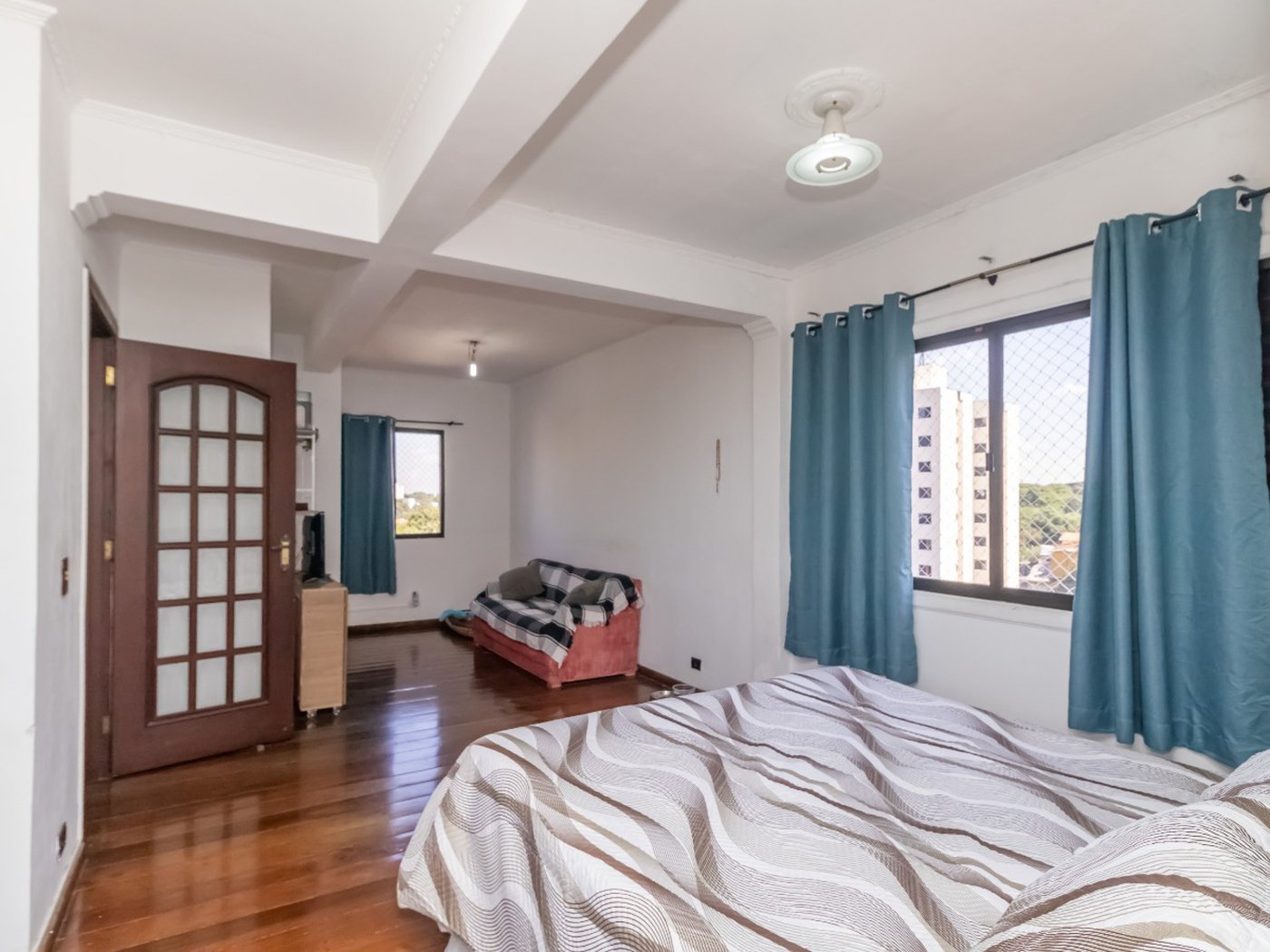 Sobrado para venda em Vila Indiana com 5 quartos, sendo 3 suítes, 500m²