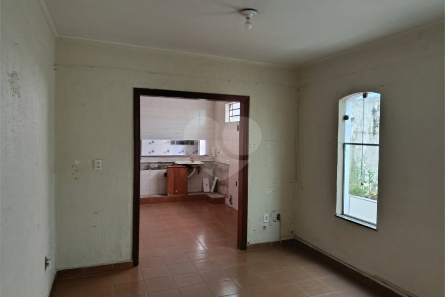 Oportunidade! Sobrado 3 Dorms/ 1 Suíte e 2 Vagas