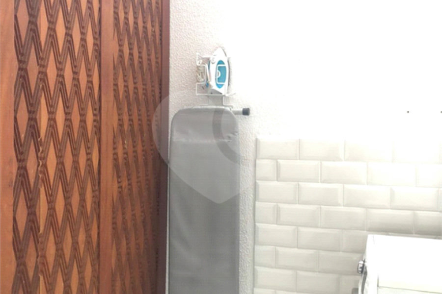 Sobrado em condomínio fechado