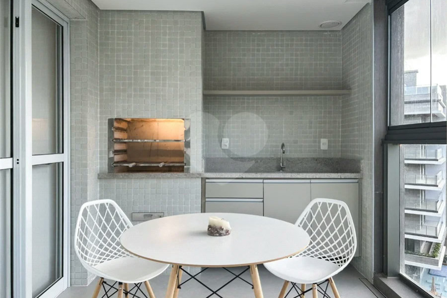 Apartamento à venda com 4 suítes em Riviera de São Lourenço, Bertioga, SP