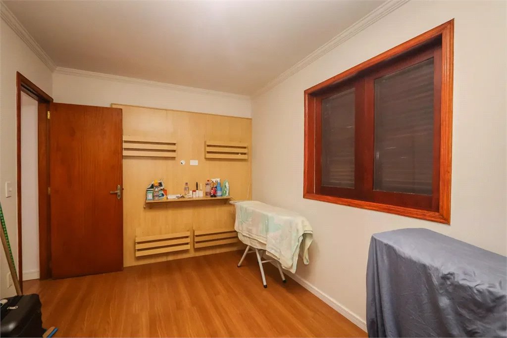 Sobrado à venda com 5 quartos, sendo 1 suíte, em Vila Sônia, São Paulo, SP