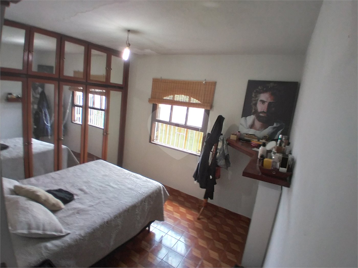 Casa térrea à venda com 4 dormitórios (sendo 3 suítes) próximo à Estação Tucuruvi do Metrô