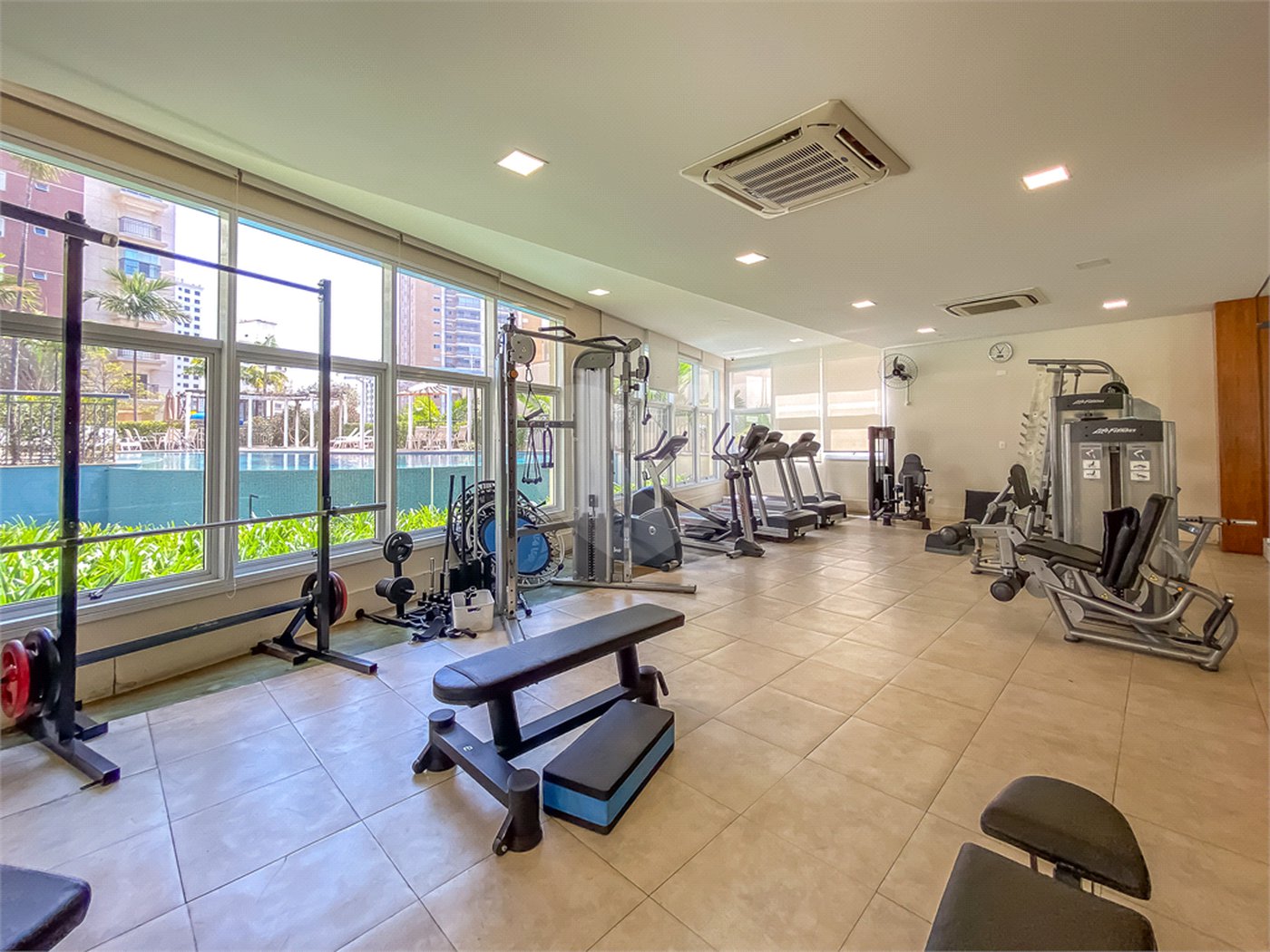 Apartamento - Vila Mariana - Alto Padrão - 3 Suítes - 4 Vagas - Venda / Compra - Próximo ao Metrô