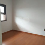 Casa à venda com 4 quartos, sendo 1 suíte,  no Centro, Vinhedo, SP