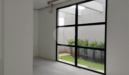 Aluga-se Loja Comercial Térrea de 90 m² no Jabaquara